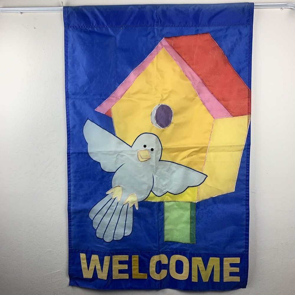 Decorative Garden Flag Indoor Outdoor Bird With Birdhouse "Welcome" Approx 42x27